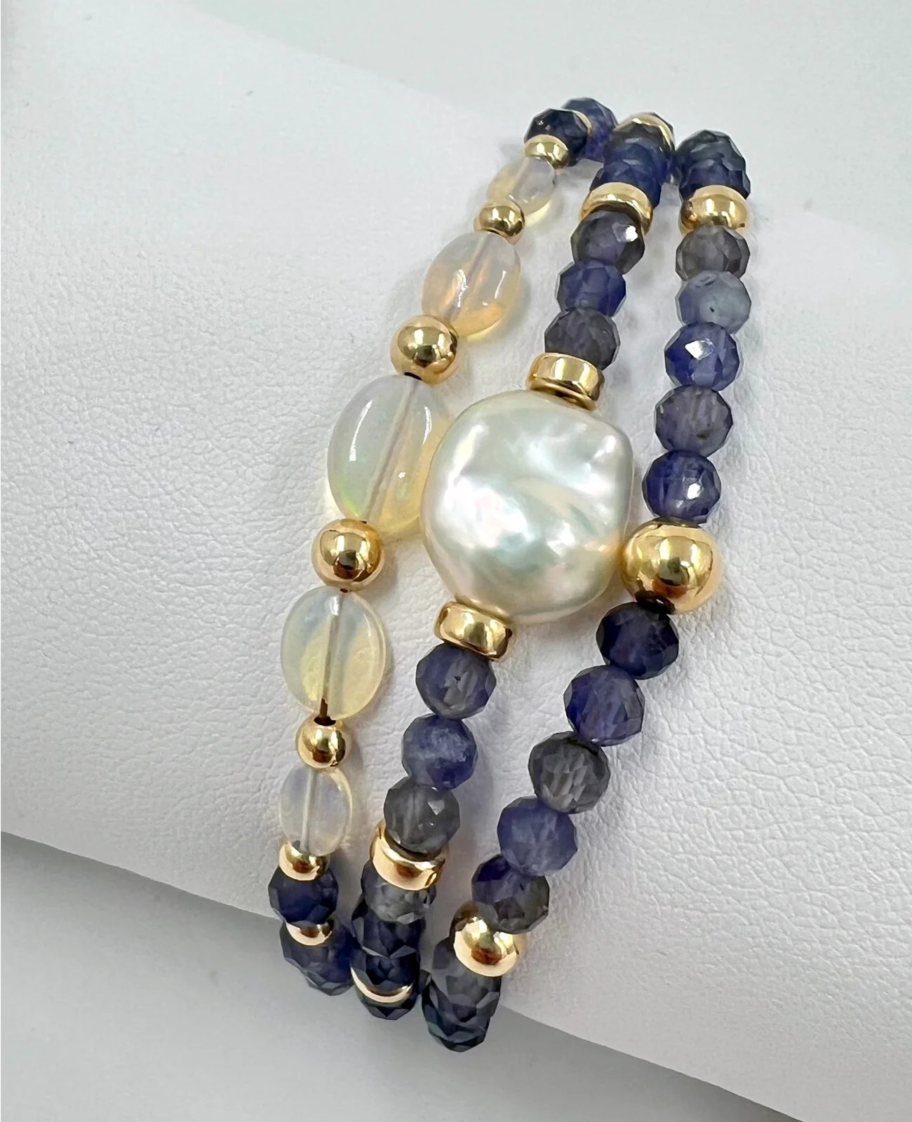 Bracelet iolite, opale éthipienne, keishi et gold filled